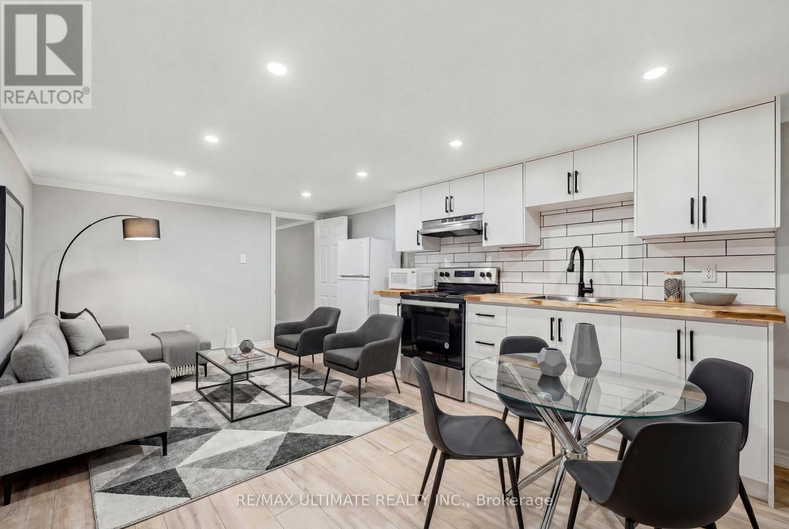 48 Venetian Crescent, Toronto, Ontario  M3N 2L8 - Photo 6 - W13628350