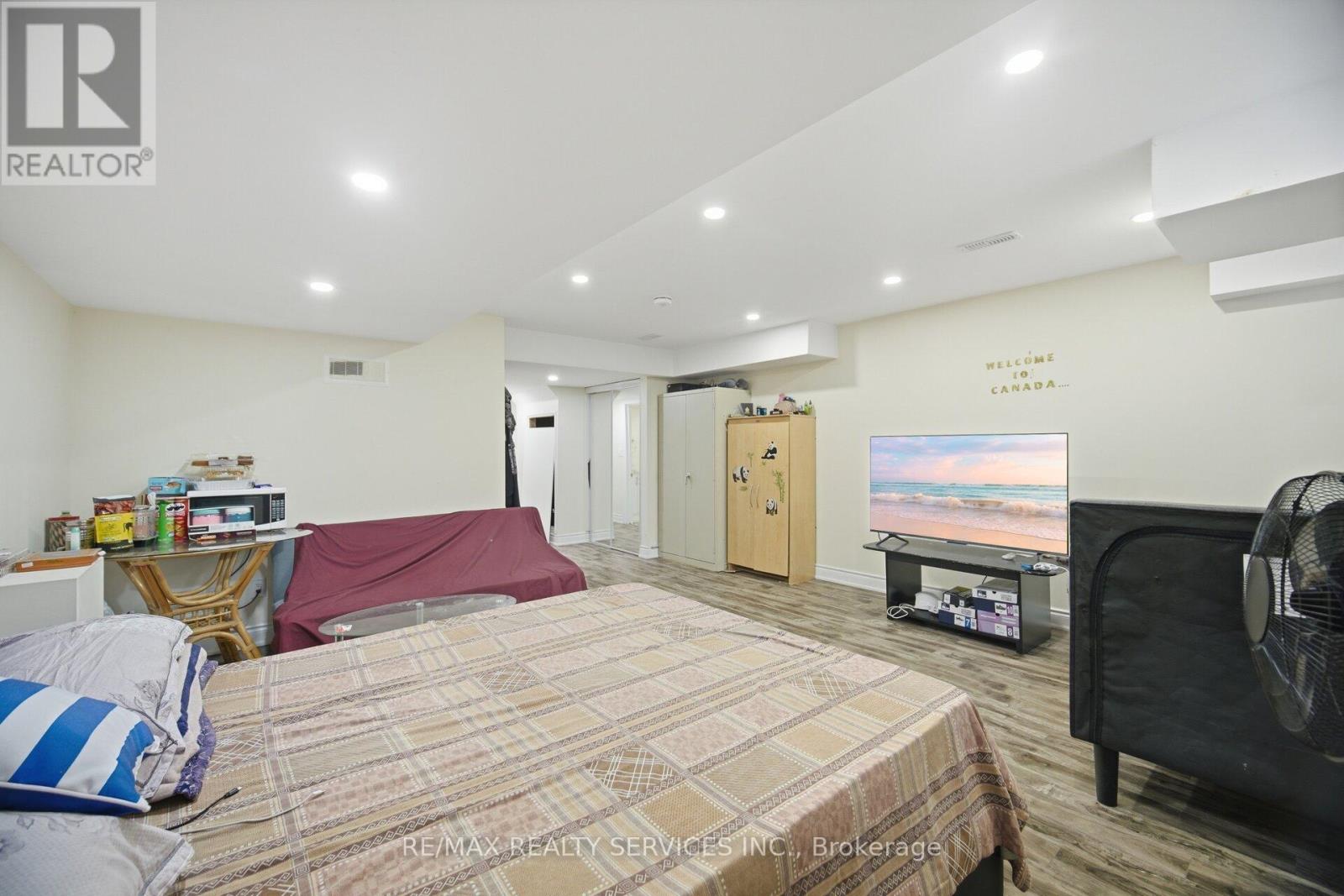 18 Seedland Crescent, Brampton, Ontario  L6R 0Z5 - Photo 39 - W13628406