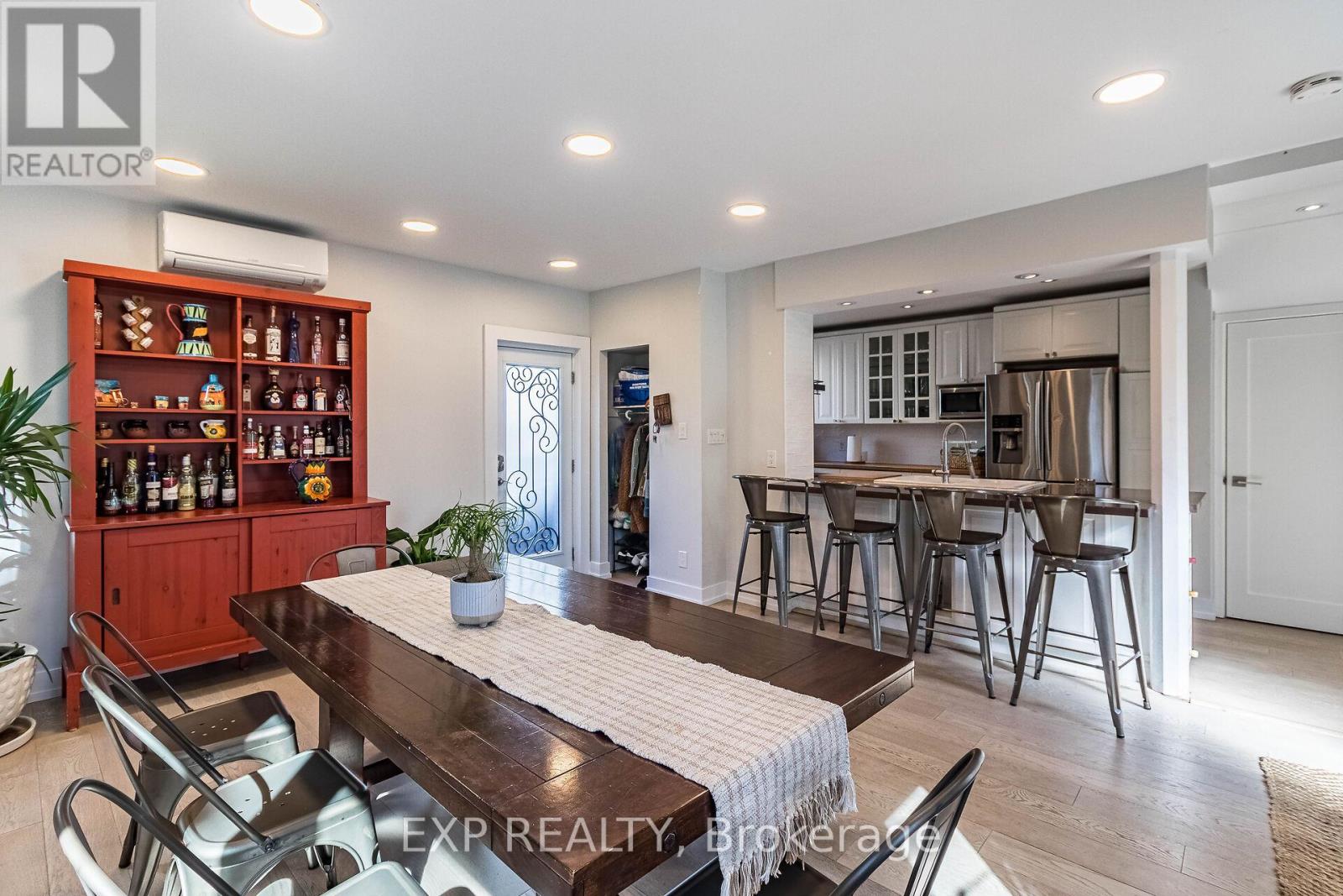 205 Church Street, Toronto, Ontario  M9N 1N9 - Photo 16 - W13628434