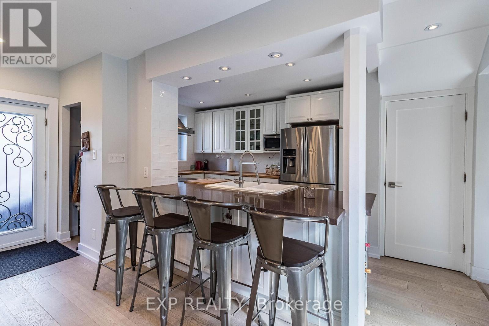 205 Church Street, Toronto, Ontario  M9N 1N9 - Photo 17 - W13628434