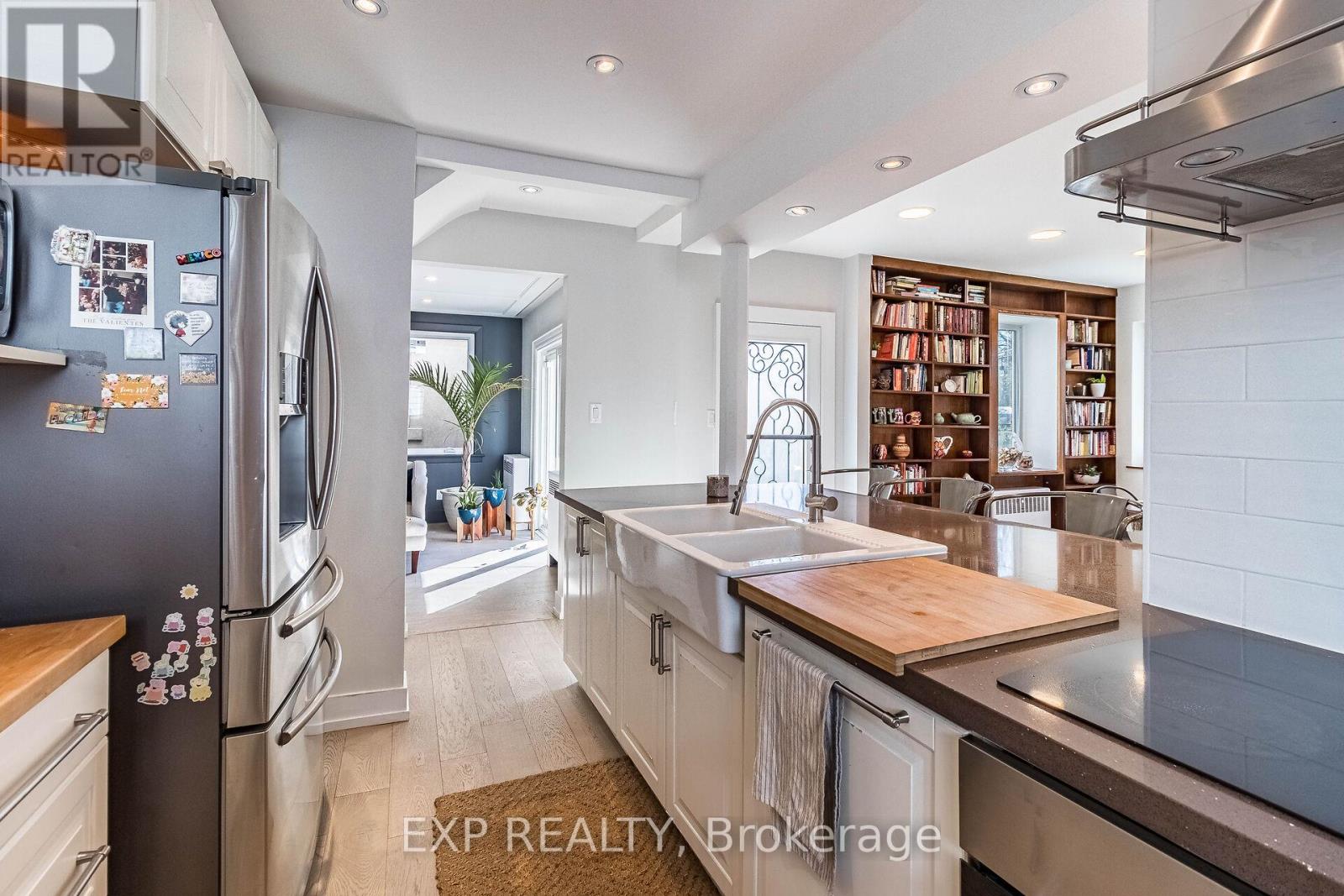 205 Church Street, Toronto, Ontario  M9N 1N9 - Photo 18 - W13628434