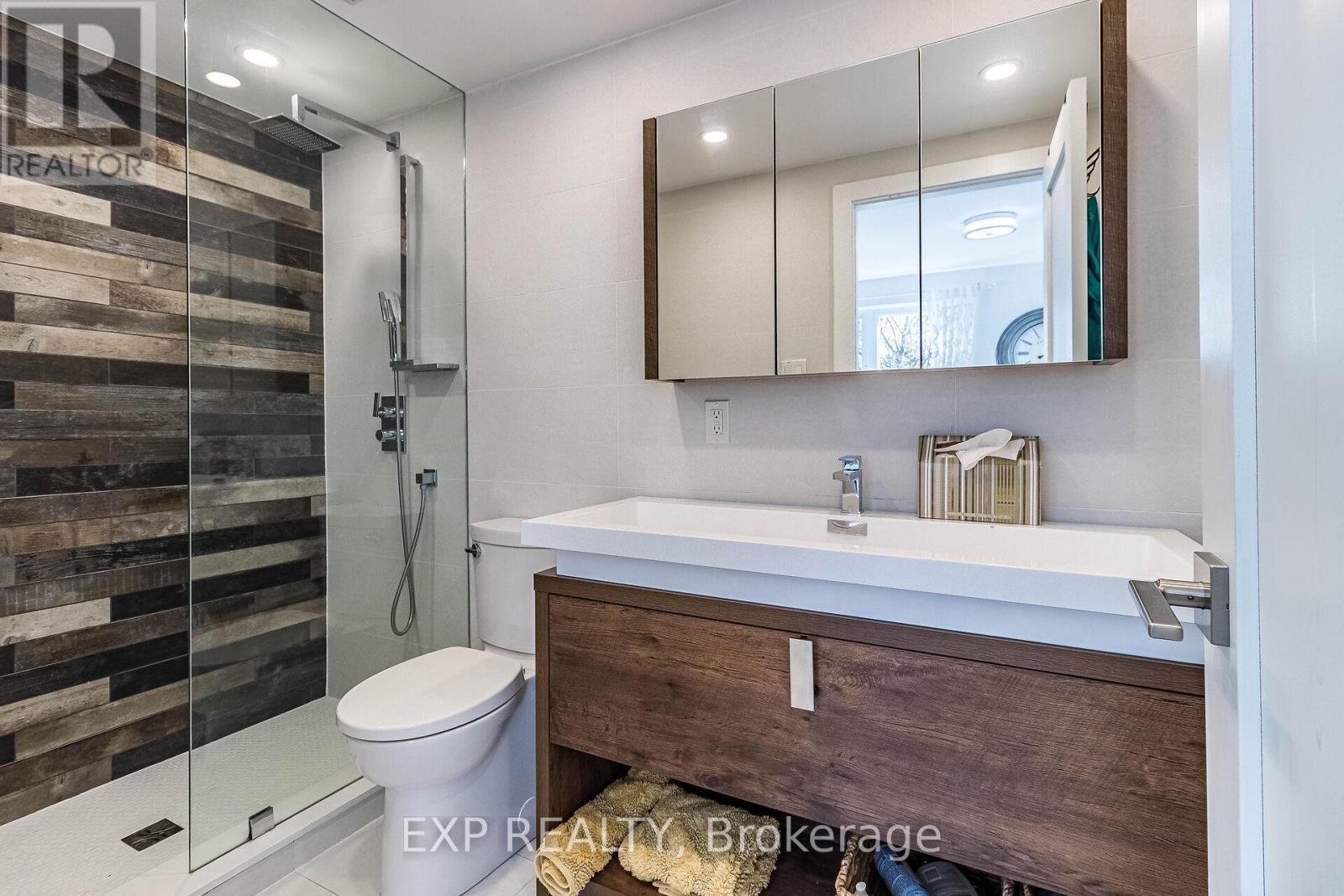 205 Church Street, Toronto, Ontario  M9N 1N9 - Photo 22 - W13628434