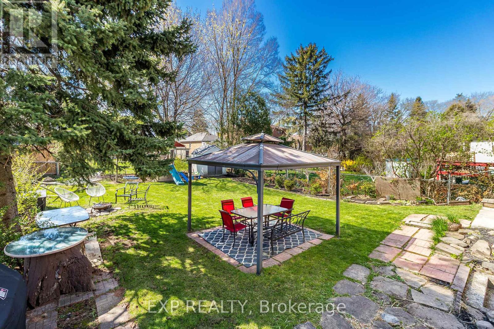 205 Church Street, Toronto, Ontario  M9N 1N9 - Photo 32 - W13628434
