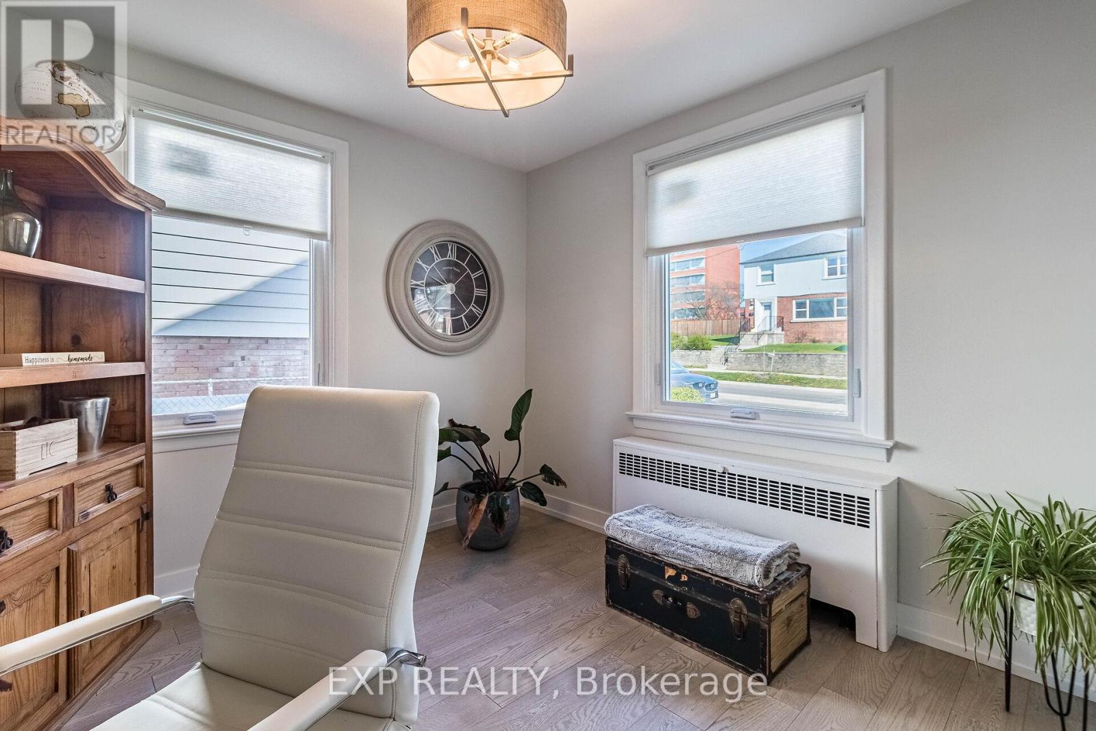 205 Church Street, Toronto, Ontario  M9N 1N9 - Photo 5 - W13628434