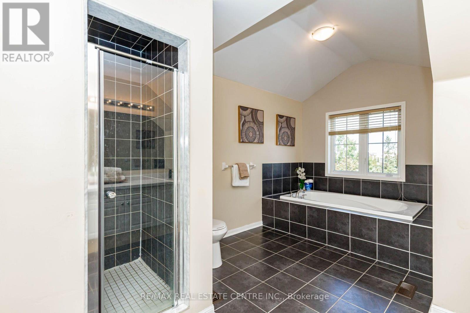 14 Alboreto Way, Brampton, Ontario  L6X 0N5 - Photo 25 - W13628436