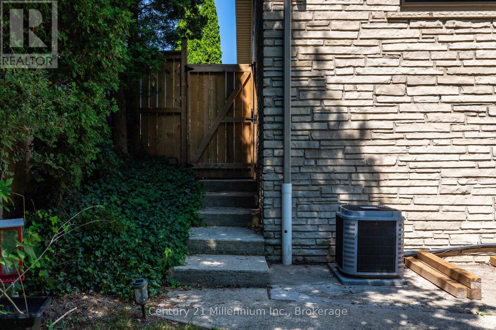 38 Grayview Drive, Grey Highlands, Ontario  N0C 1H0 - Photo 41 - X13624934
