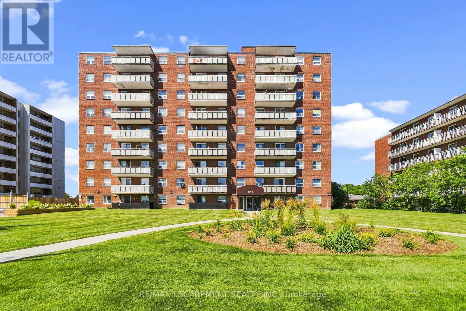 202 - 851 QUEENSTON ROAD, Hamilton, Ontario