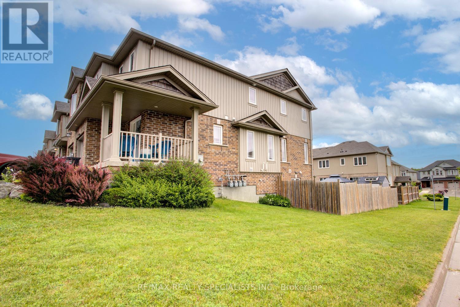 58 Jeffrey Drive, Guelph, Ontario  N1E 7A4 - Photo 4 - X13628378