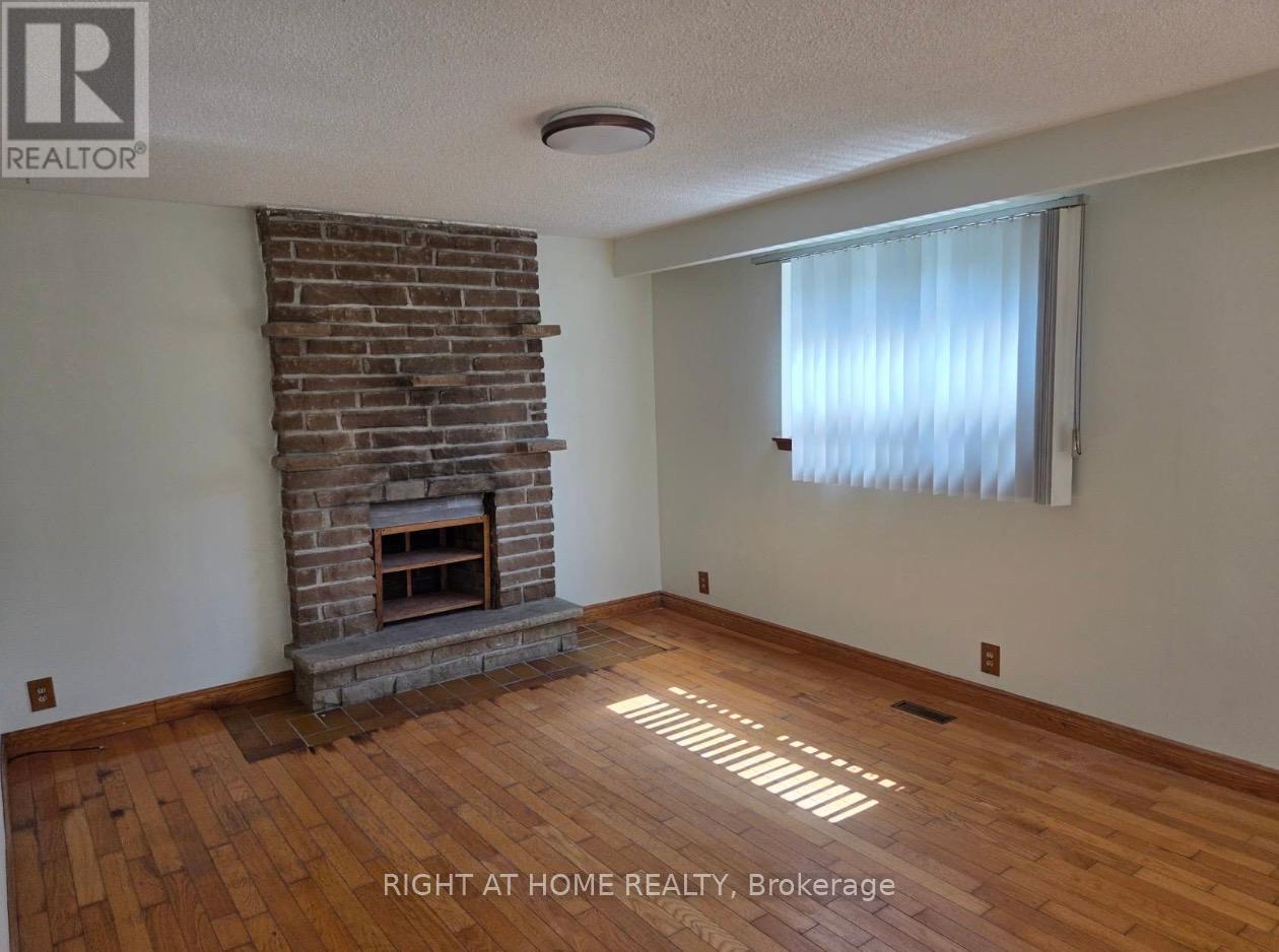 1010 Bloor Street, Mississauga, Ontario  L4Y 2N2 - Photo 19 - W13246236