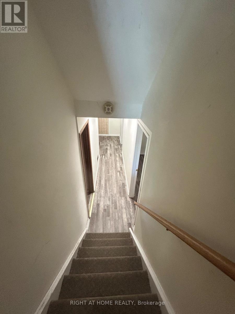 1010 Bloor Street, Mississauga, Ontario  L4Y 2N2 - Photo 10 - W13246236