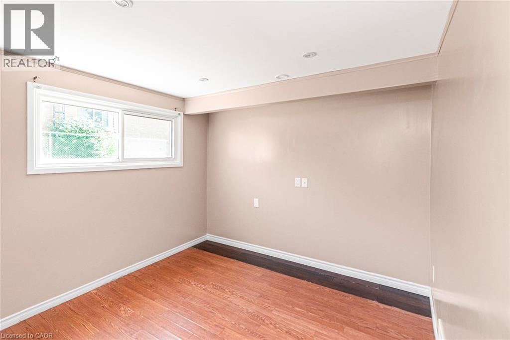 100 Mountain Avenue N, Hamilton, Ontario  L8G 3P7 - Photo 30 - 40845875