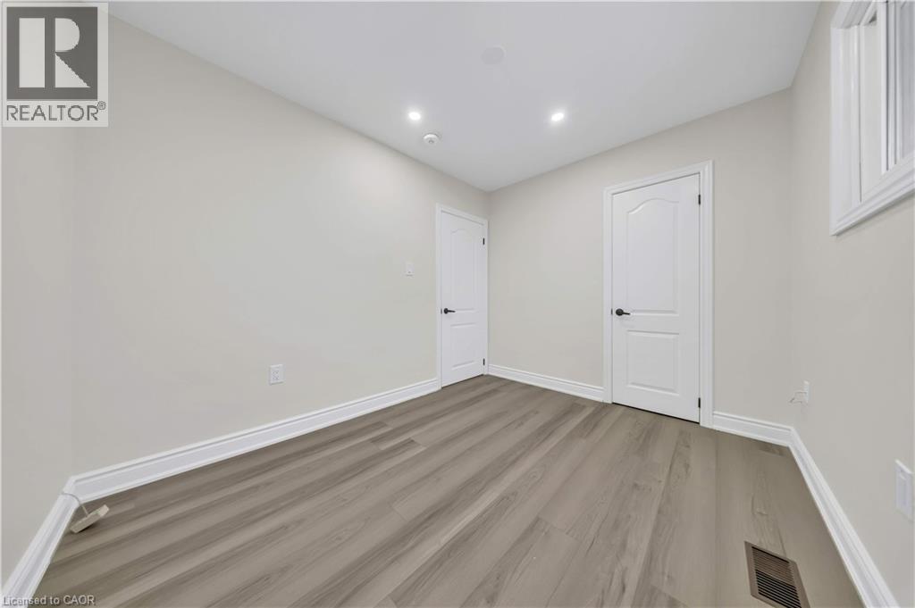 441 West 5th Street, Hamilton, Ontario  L9C 3P5 - Photo 16 - 40851103