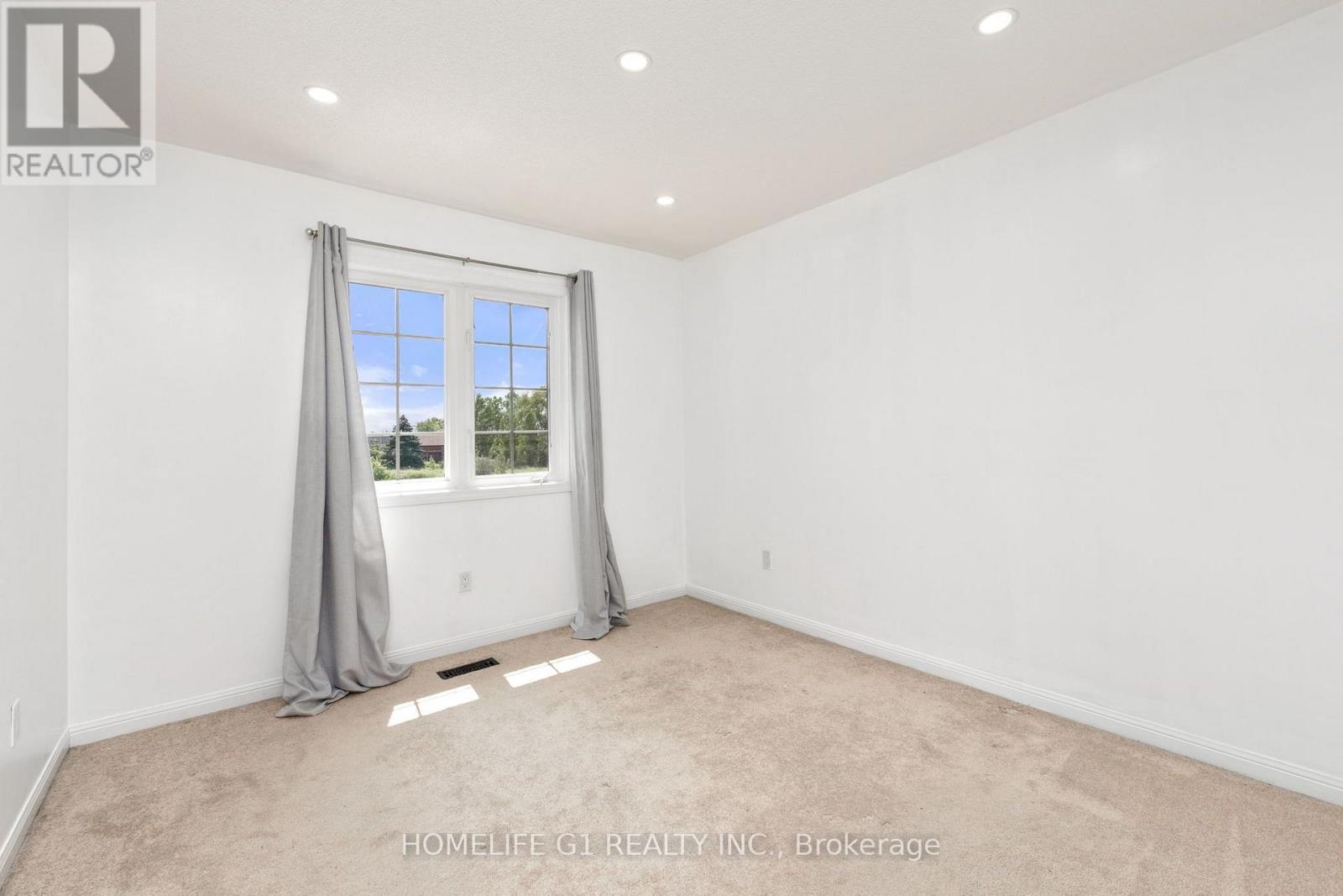 10 Hurst Drive, Ajax, Ontario  L1T 0N8 - Photo 18 - E13609142