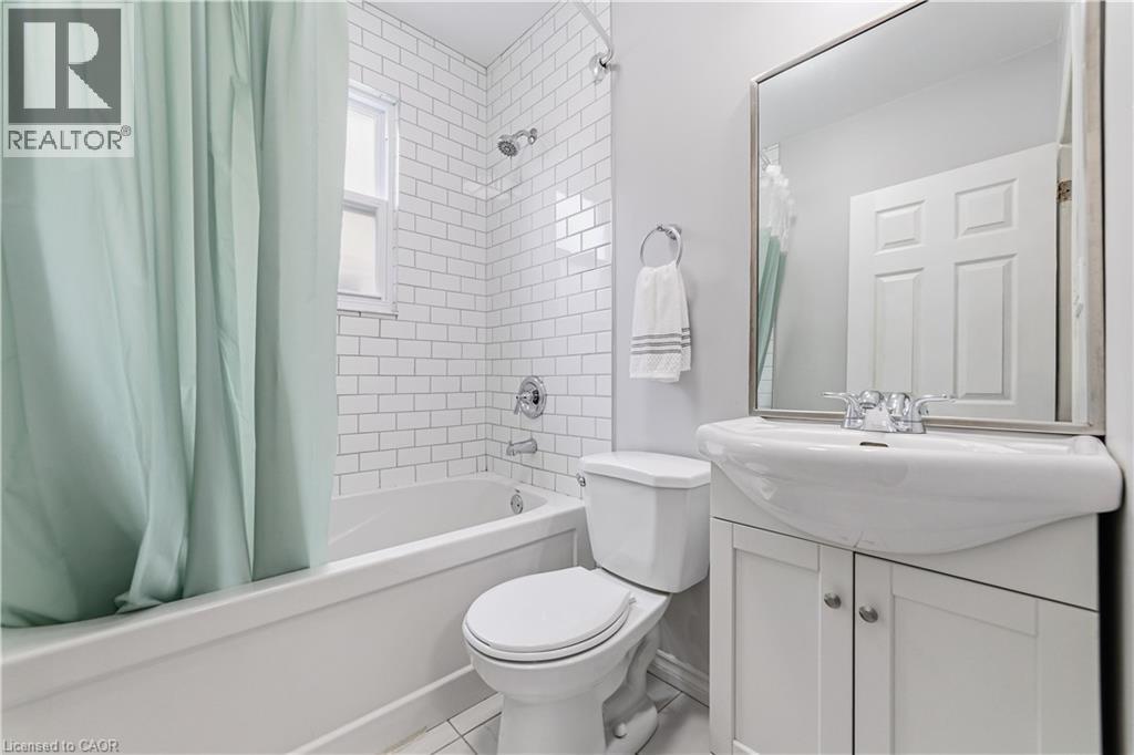 197 East 12th Street, Hamilton, Ontario  L9A 3X5 - Photo 25 - 40845481