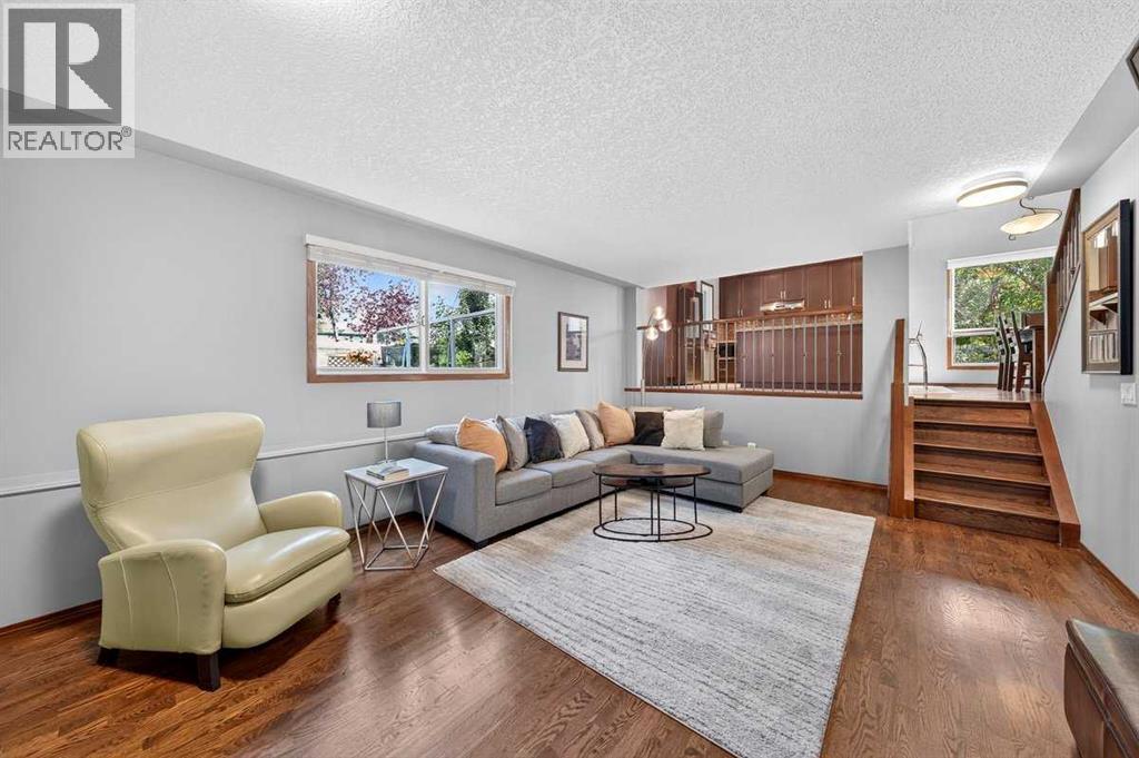31 Scenic Cove Place NW, Calgary, Alberta  T2L 1M6 - Photo 18 - A2333634