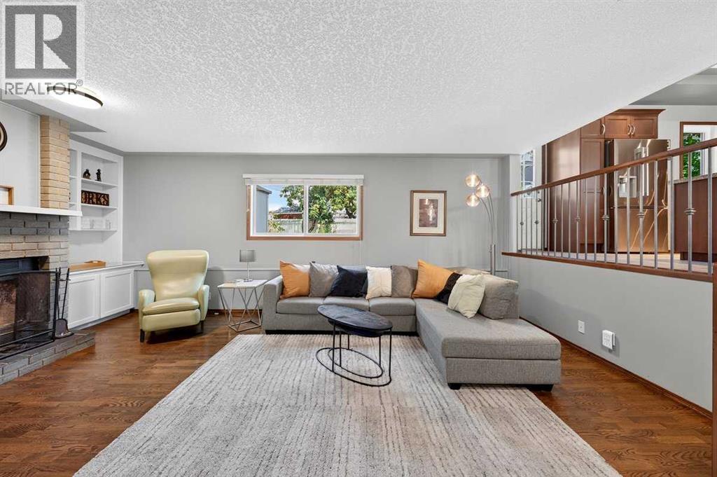 31 Scenic Cove Place NW, Calgary, Alberta  T2L 1M6 - Photo 17 - A2333634