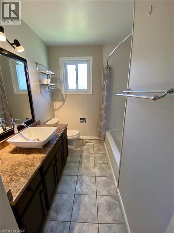 92 Leaside Drive, Welland, Ontario  L3C 6B2 - Photo 10 - 40850345
