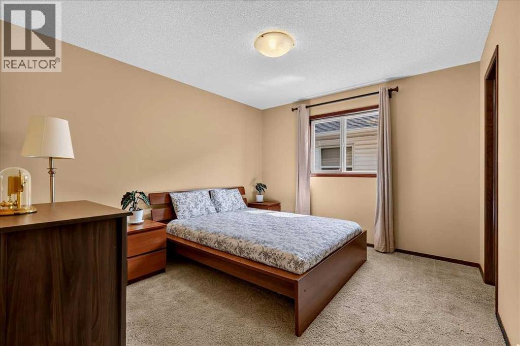 277 Evermeadow Avenue SW, Calgary, Alberta  T2Y 0C5 - Photo 33 - A2334031