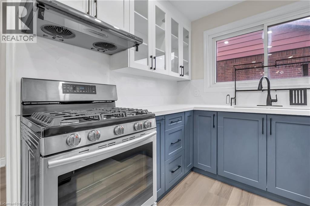 441 West 5th Street, Hamilton, Ontario  L9C 3P5 - Photo 12 - 40851099
