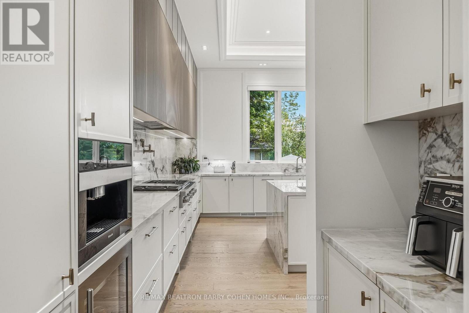 15 Sulgrave Crescent, Toronto, Ontario  M2L 1W5 - Photo 16 - C13568072