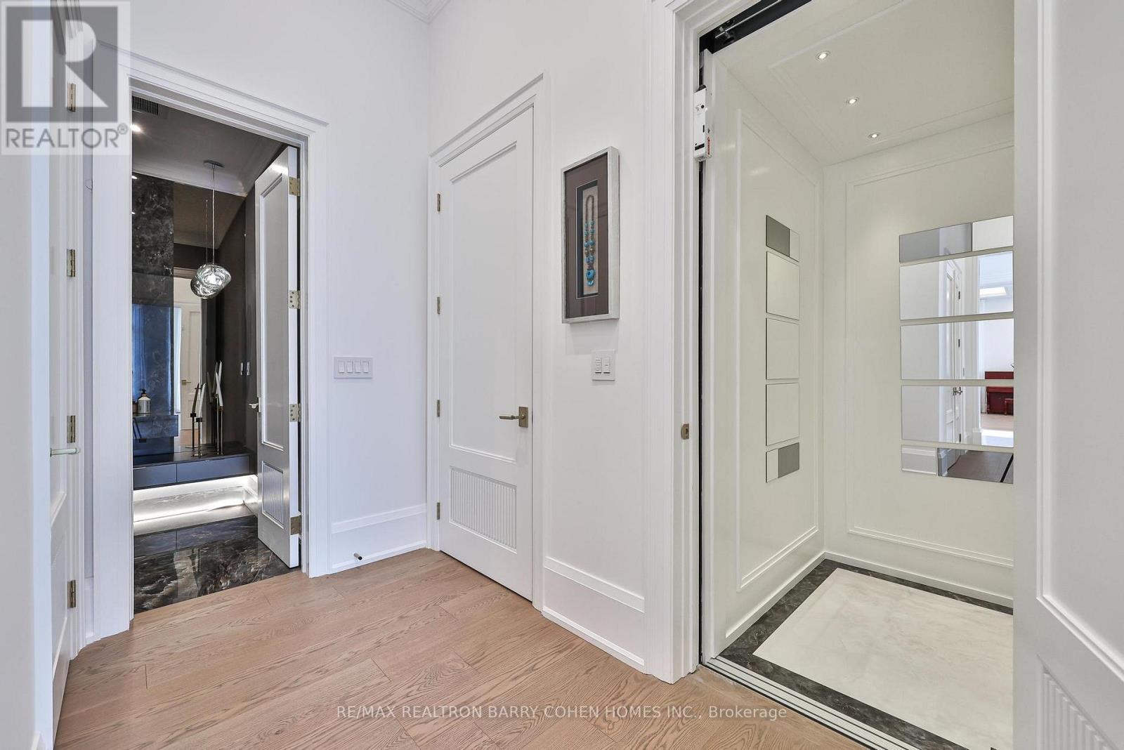 15 Sulgrave Crescent, Toronto, Ontario  M2L 1W5 - Photo 19 - C13568072