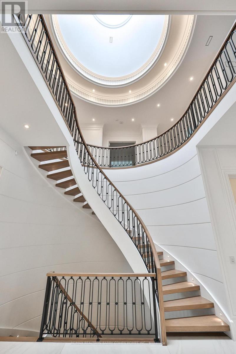15 Sulgrave Crescent, Toronto, Ontario  M2L 1W5 - Photo 24 - C13568072
