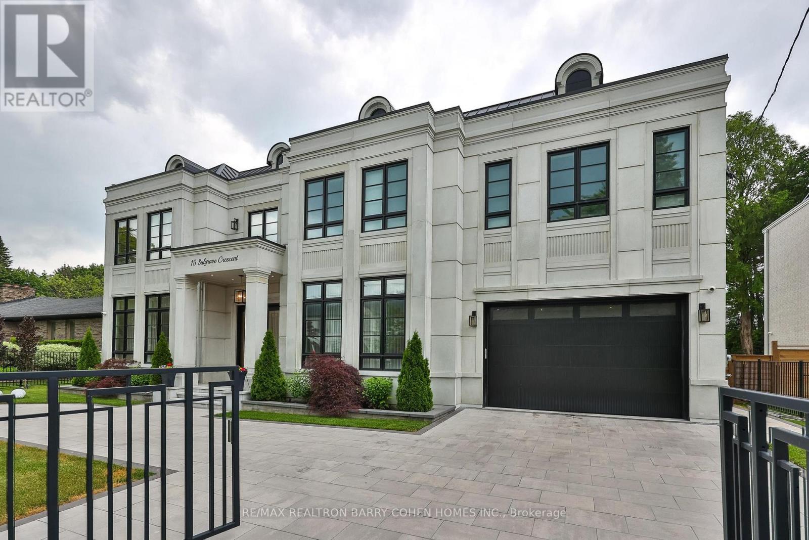 15 Sulgrave Crescent, Toronto, Ontario  M2L 1W5 - Photo 3 - C13568072