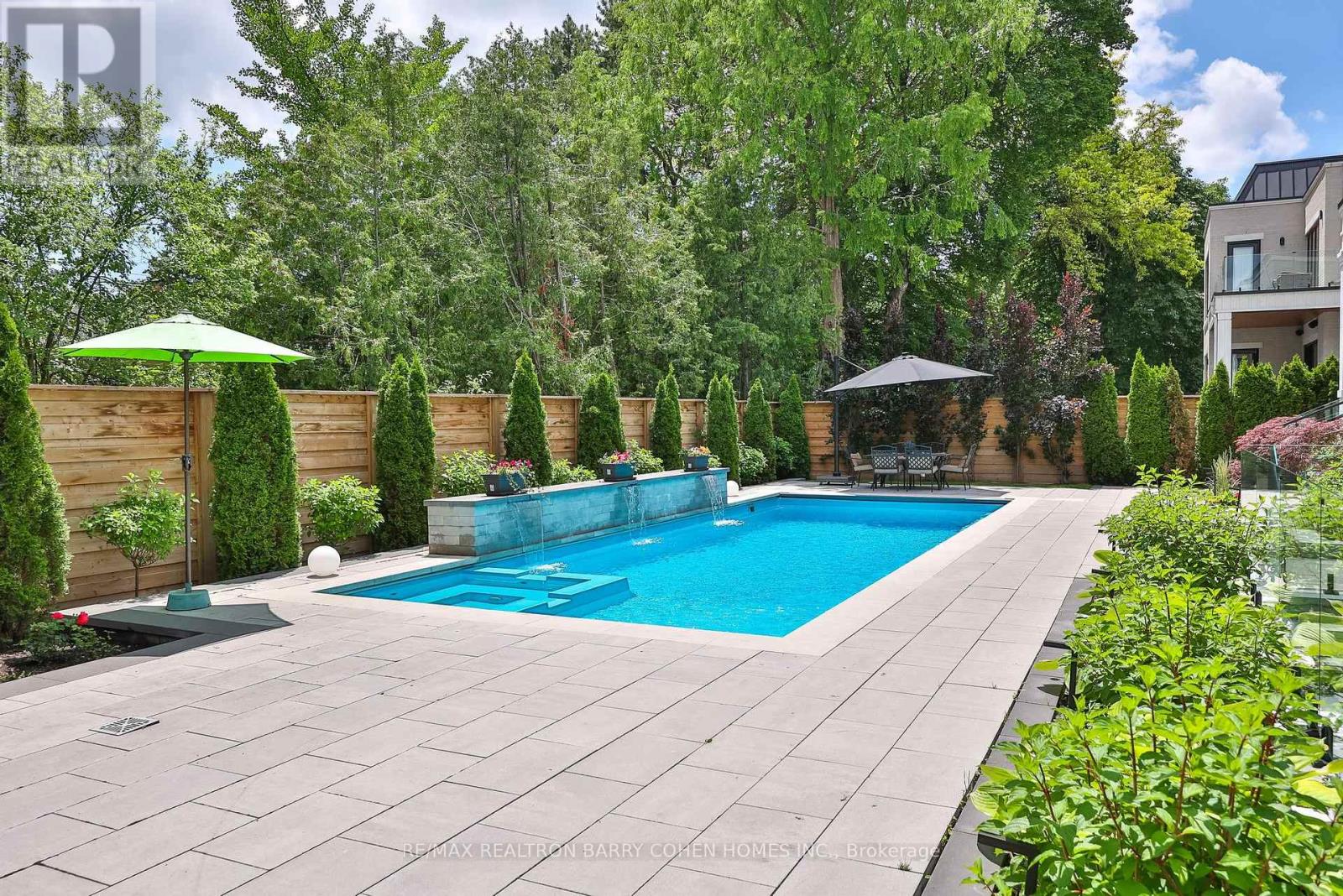 15 Sulgrave Crescent, Toronto, Ontario  M2L 1W5 - Photo 36 - C13568072