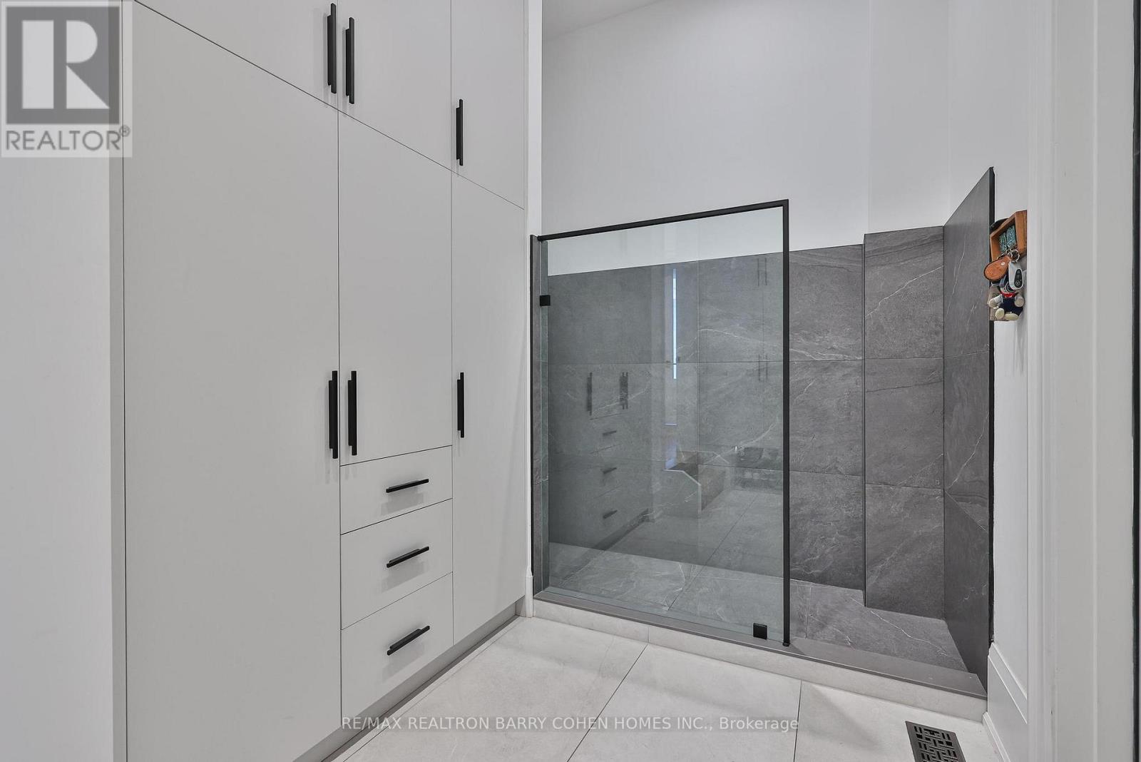 15 Sulgrave Crescent, Toronto, Ontario  M2L 1W5 - Photo 22 - C13568072