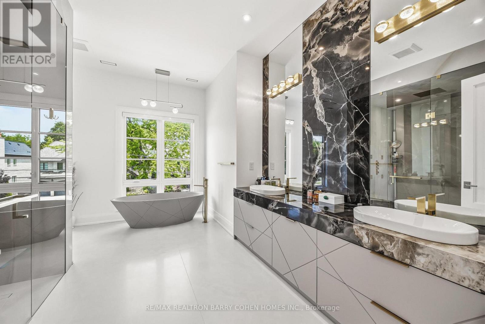 15 Sulgrave Crescent, Toronto, Ontario  M2L 1W5 - Photo 29 - C13568072