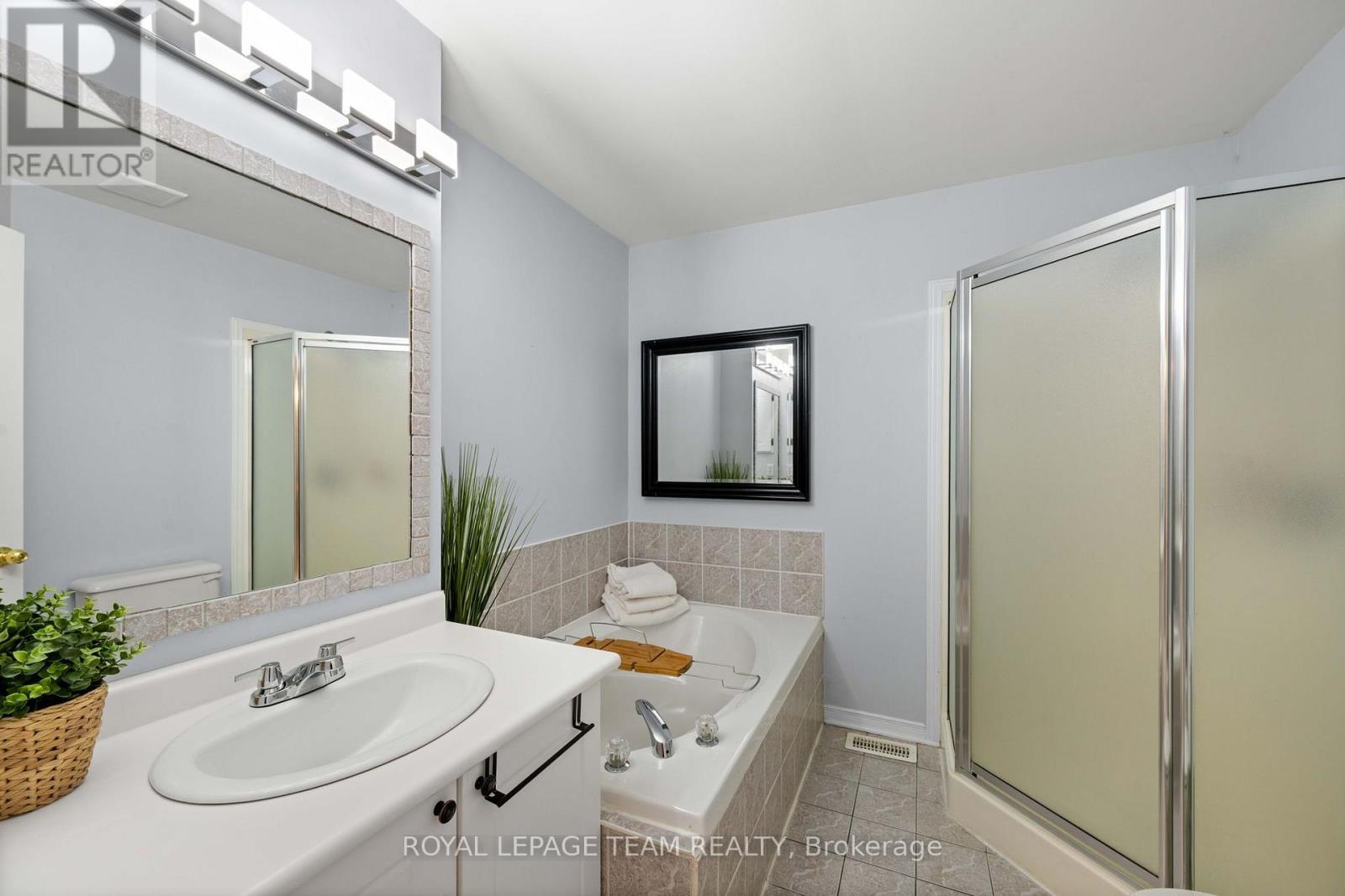 6 Folison Street, Ottawa, Ontario K1T 3Y3 - Photo 12 - X13619346