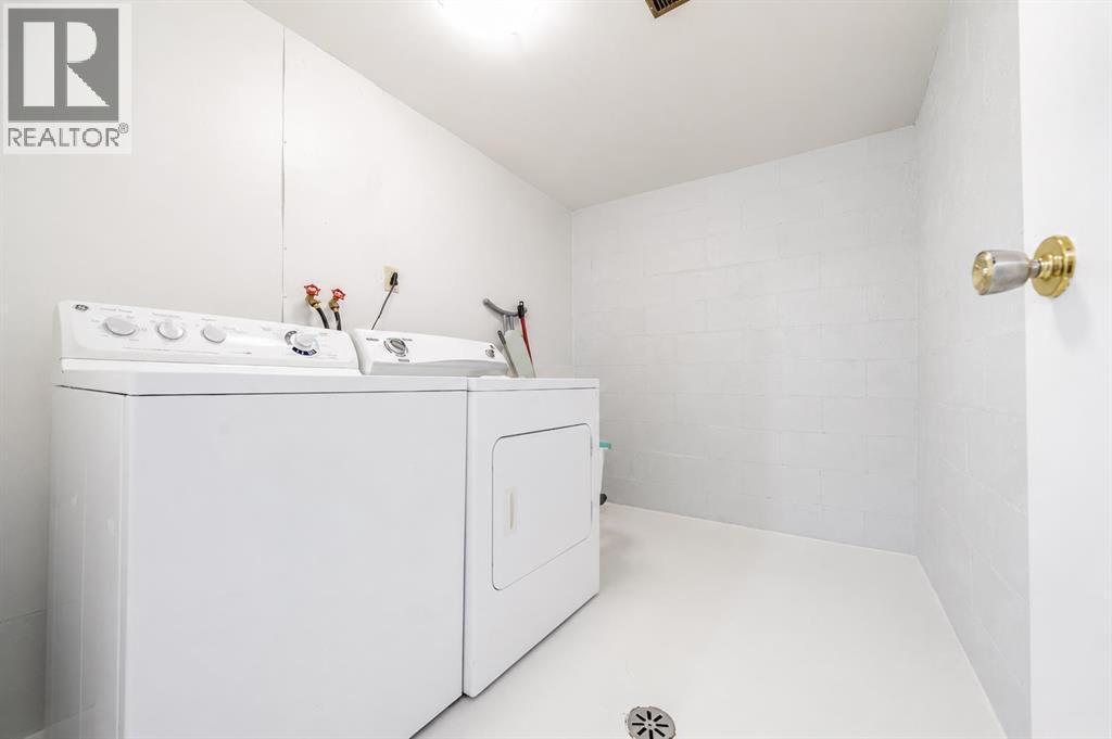 1043, 6 Ave, Empress, Alberta  T0J 1E0 - Photo 16 - A2323664