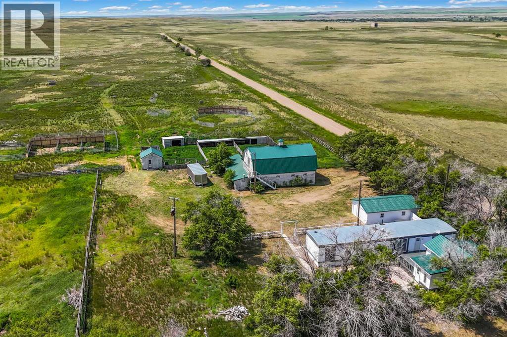 1043, 6 Ave, Empress, Alberta  T0J 1E0 - Photo 23 - A2323664