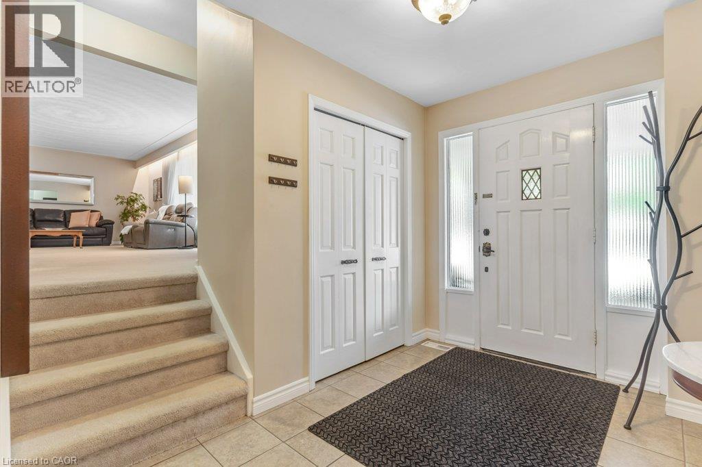 11 Grey Owl Drive, Elmira, Ontario  N3B 1S4 - Photo 4 - 40852751