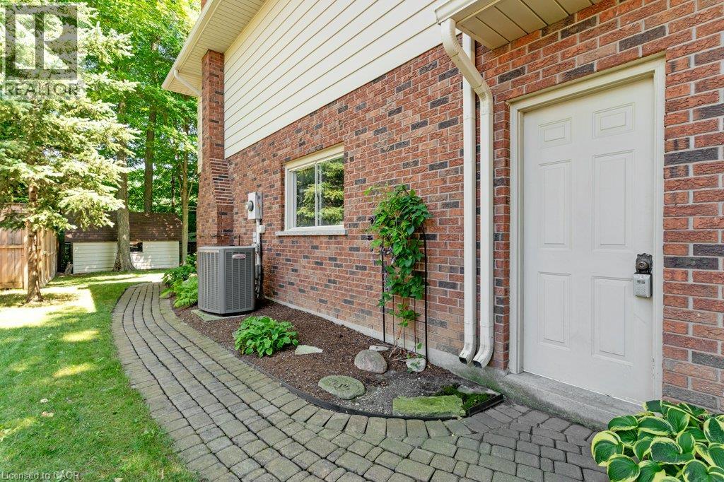 11 Grey Owl Drive, Elmira, Ontario  N3B 1S4 - Photo 47 - 40852751