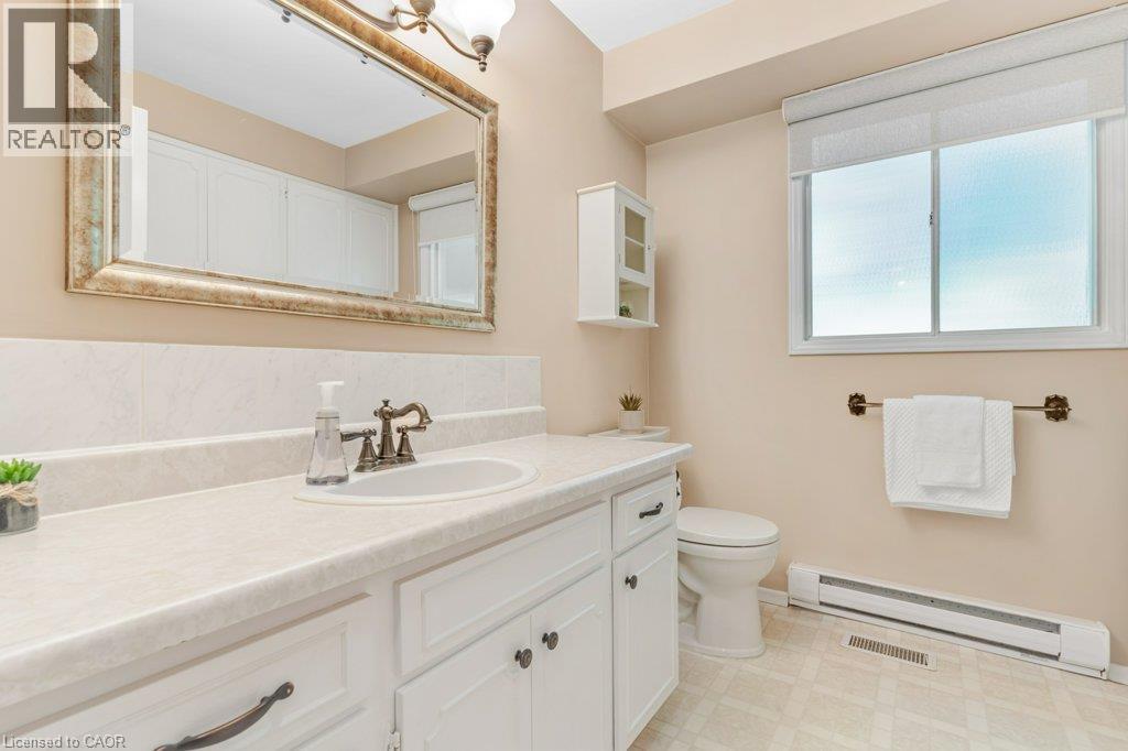 11 Grey Owl Drive, Elmira, Ontario  N3B 1S4 - Photo 9 - 40852751