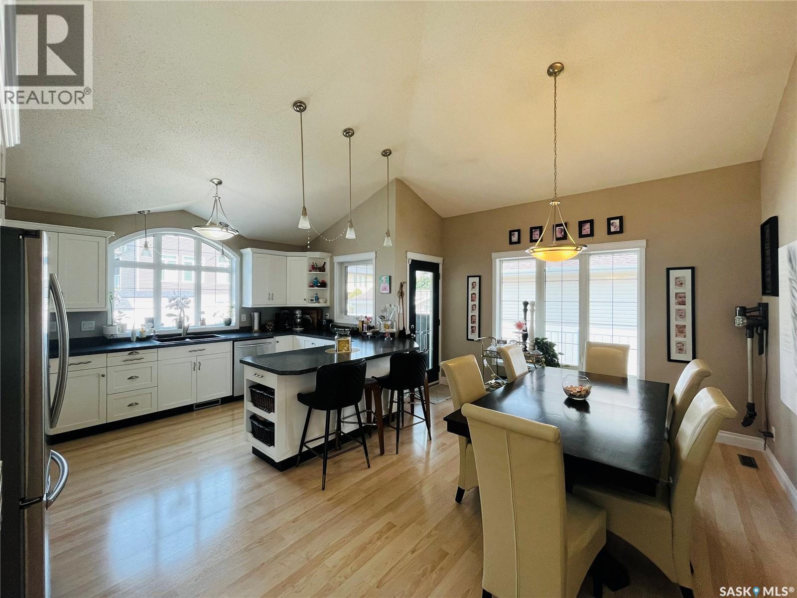 627 Highland Drive, Swift Current, Saskatchewan S9H 4Z5 - Photo 10 - SK044278