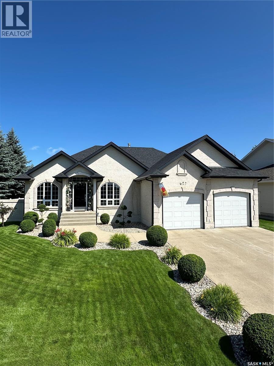 627 Highland Drive, Swift Current, Saskatchewan S9H 4Z5 - Photo 2 - SK044278