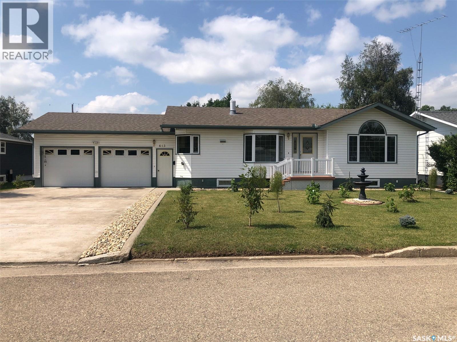 643 2nd STREET NE, Preeceville, Saskatchewan