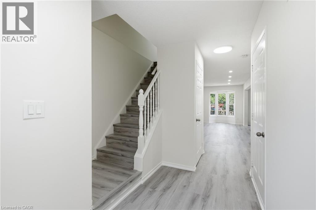 2 Royalwood Court Unit# 51, Hamilton, Ontario  L8E 4Z1 - Photo 6 - 40846698