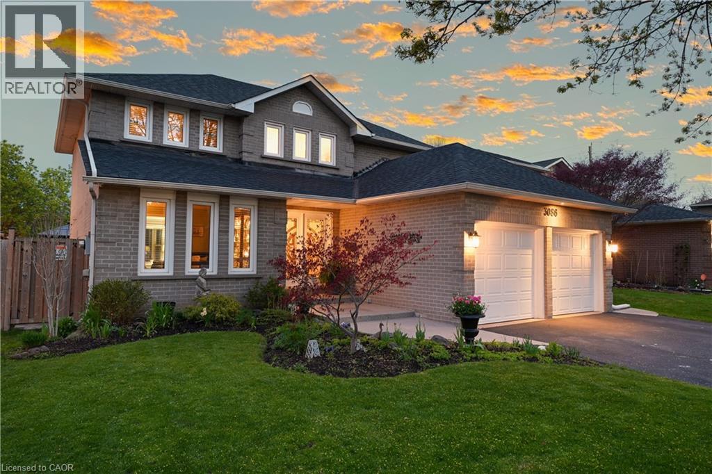3086 SWANSEA Drive, Oakville, Ontario