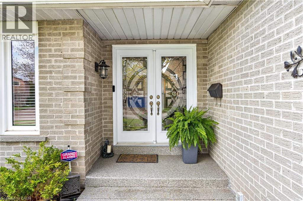 3086 Swansea Drive, Oakville, Ontario  L6L 6H6 - Photo 4 - 40847530