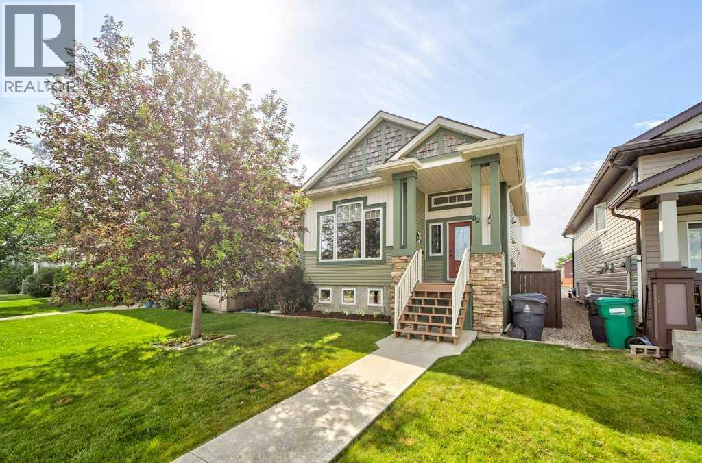 82 Keystone Terrace W, Lethbridge, Alberta  T1J 2A1 - Photo 1 - A2331688