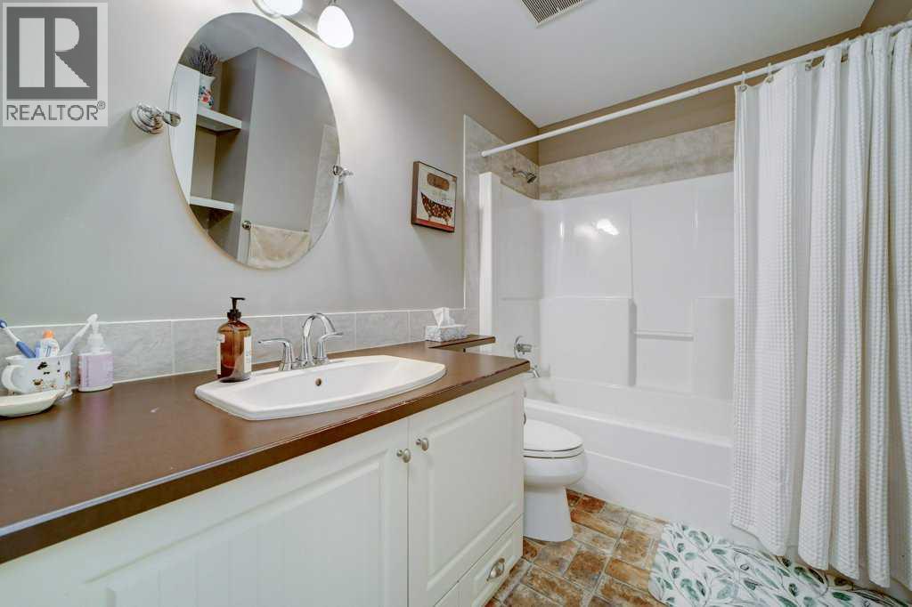 82 Keystone Terrace W, Lethbridge, Alberta  T1J 2A1 - Photo 15 - A2331688