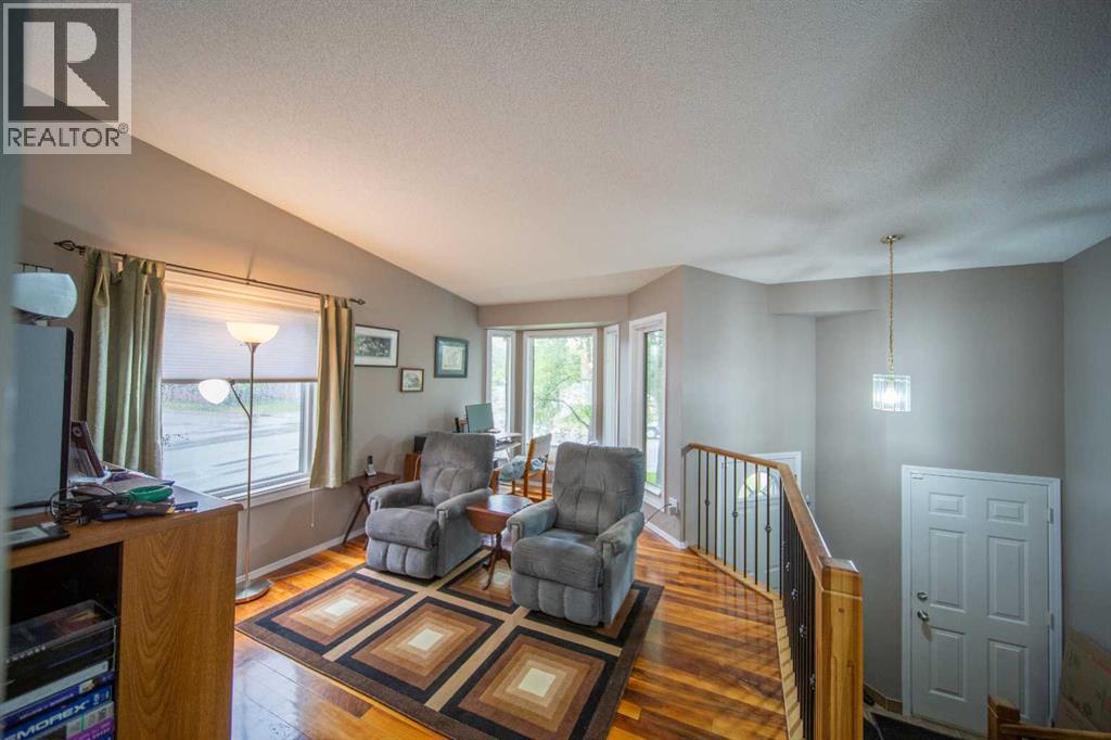 272 Covington Road NE, Calgary, Alberta  T3K 4G2 - Photo 4 - A2316052