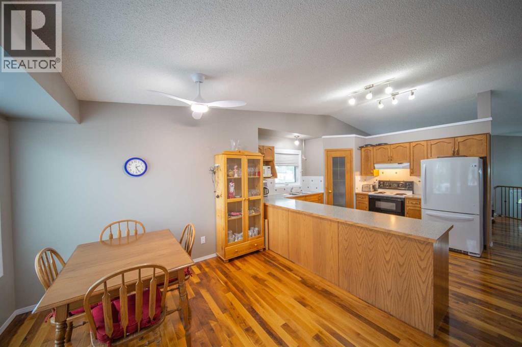 272 Covington Road NE, Calgary, Alberta  T3K 4G2 - Photo 6 - A2316052
