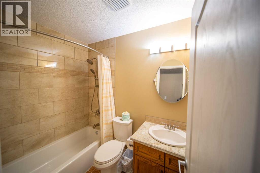 272 Covington Road NE, Calgary, Alberta  T3K 4G2 - Photo 25 - A2316052