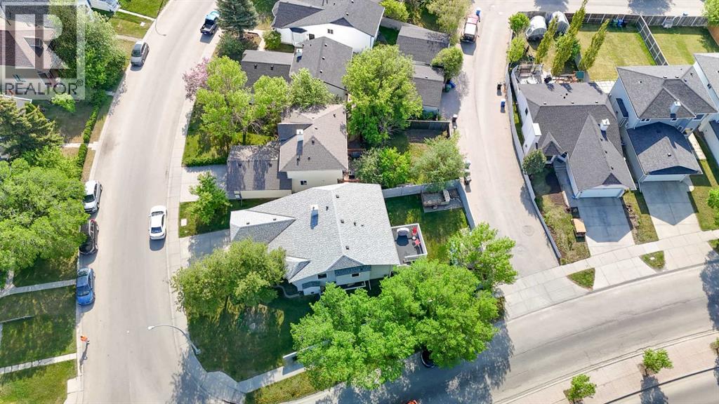 272 Covington Road NE, Calgary, Alberta  T3K 4G2 - Photo 9 - A2316052