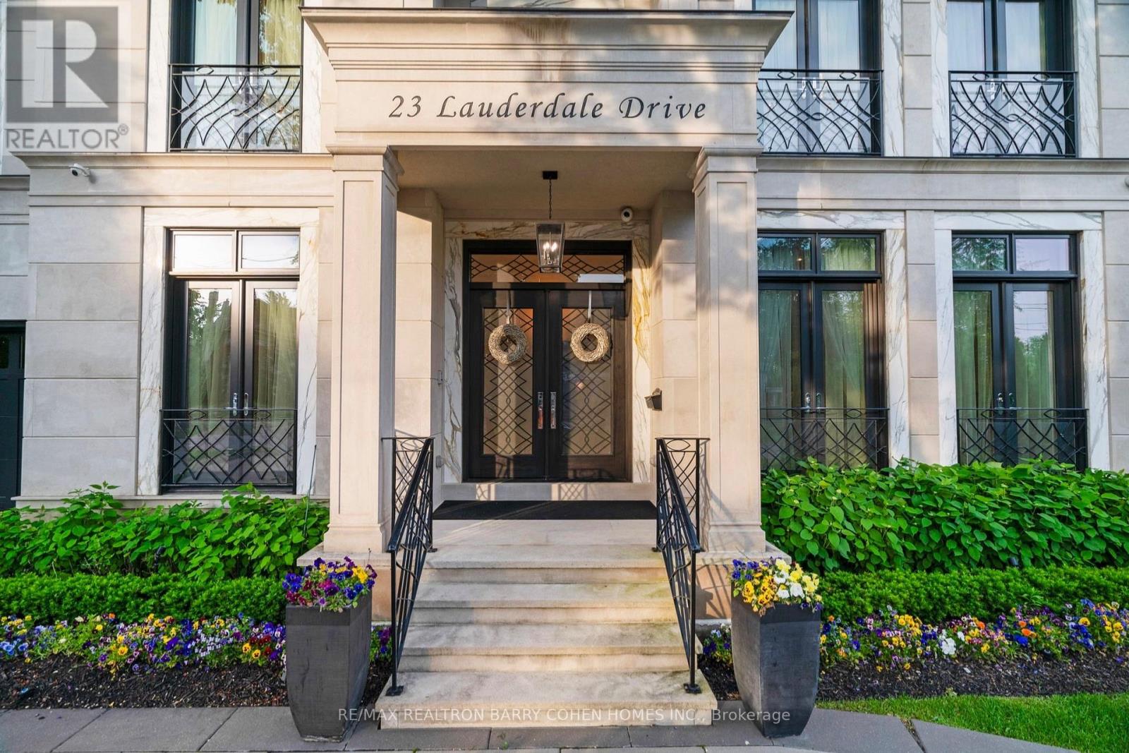 23 LAUDERDALE DRIVE, Toronto, Ontario