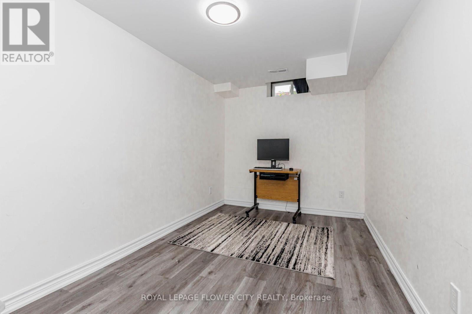 1530 Somergrove Crescent, Pickering, Ontario  L1X 2K7 - Photo 37 - E13623168